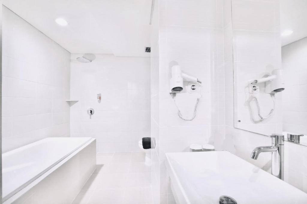 Favehotel Rungkut Surabaya Exteriör bild