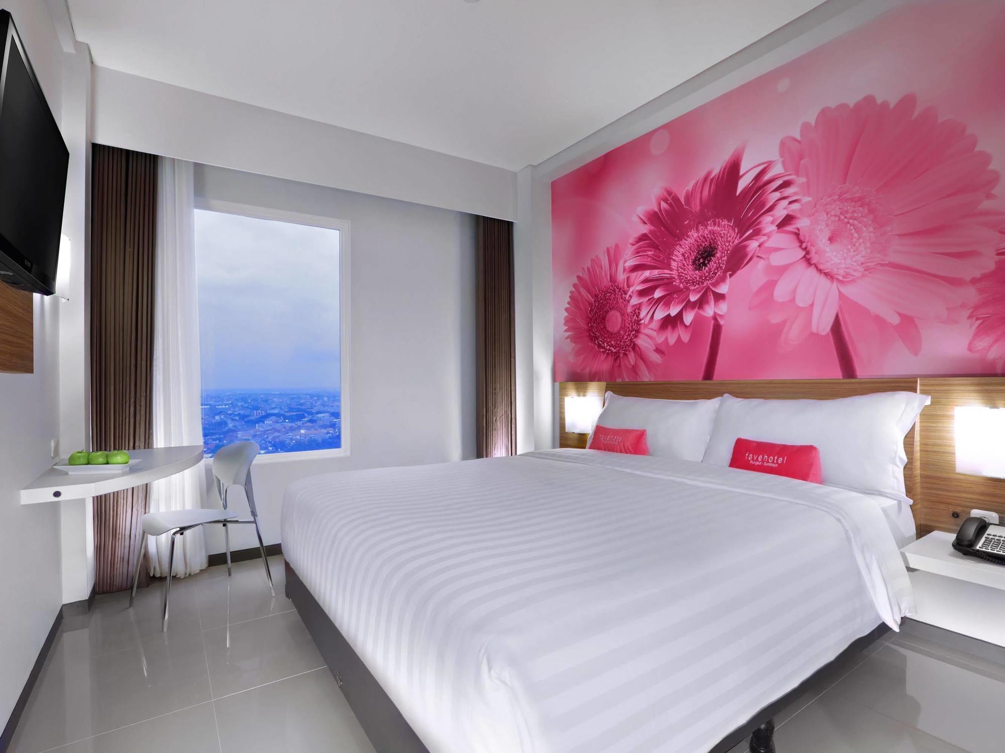 Favehotel Rungkut Surabaya Exteriör bild